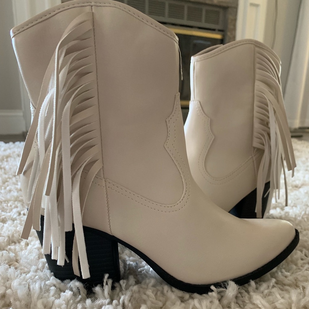 Women’s White Fringe Western Bootie - Wild Fable